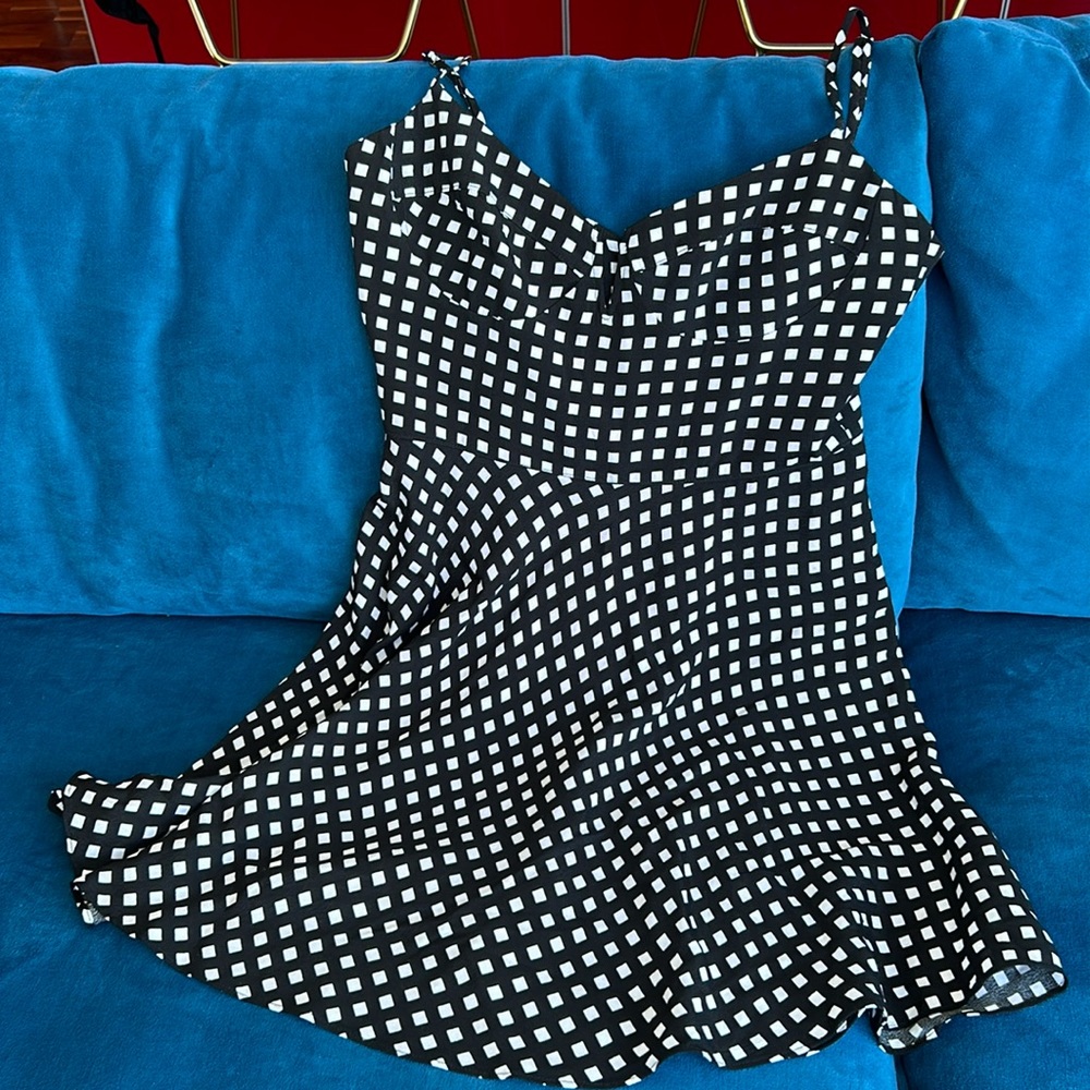Planet Blue blue and white small box print size S.